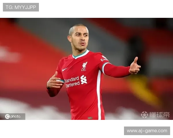 布莱顿中路渗透威胁增强,攻防转换再度掀起高潮 布莱顿中路渗透威胁增强,攻防转换再度掀起高潮